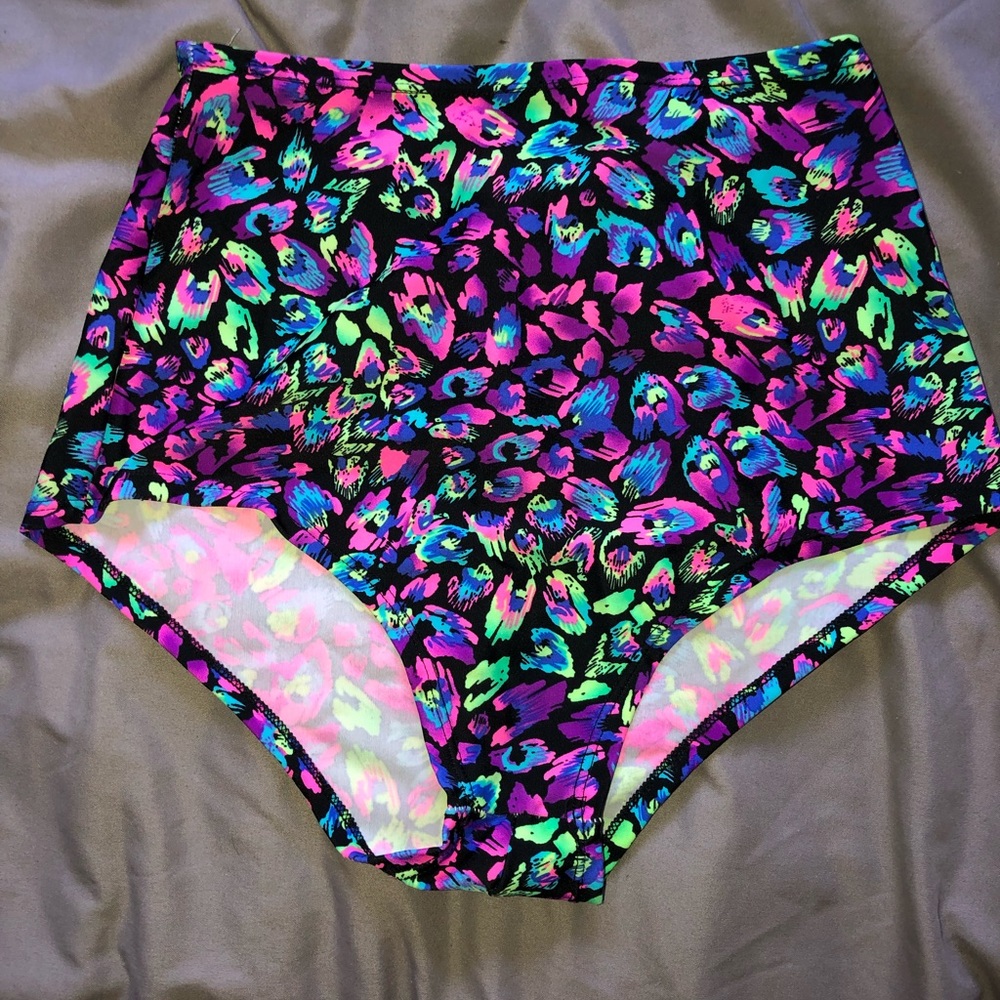 rave wonderland bottoms